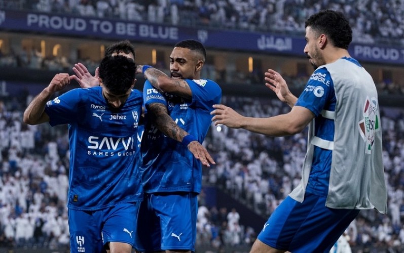 الهلال يعبر نيوم بثنائية ويؤجل حسم لقب دوري روشن