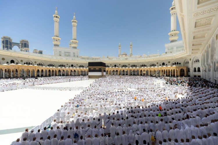 «الأرصاد»: تعامد الشمس ظاهرة فلكية طبيعية ولا يعني ارتفاعًا استثنائيًا للحرارة