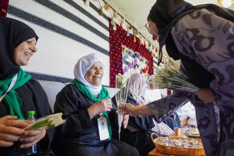 على طريق الهجرة.. “خيمة الطريق” تقدم خدمات الراحة والتوعية للحجاج