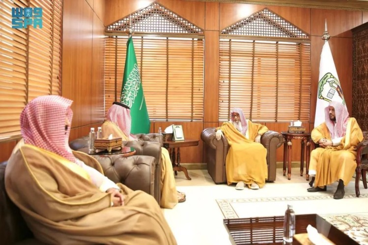 المفتي العام يشيد بدور “نزاهة” في حماية المجتمع ويحث على تكامل الجهود الرقابية