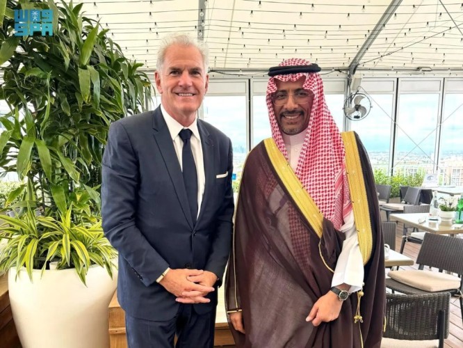 على هامش مؤتمر “ميلكن”.. الخريّف يستعرض الفرص الاستثمارية في قطاعي الصناعة والتعدين مع مسؤولين دوليين