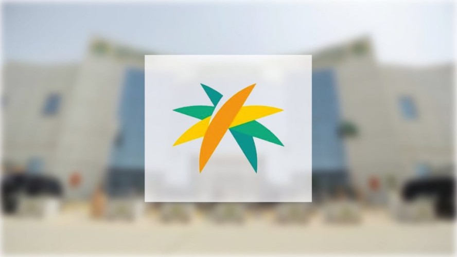 ضمن تطوير سوق العمل.. إلزام المنشآت بتوفير مقاعد للعاملين في مهن محددة