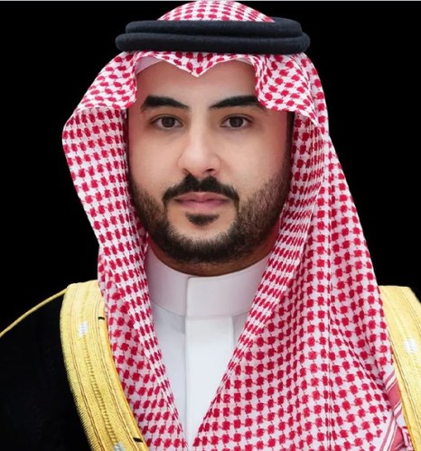 سمو وزير الدفاع يعزي رئيس الوزراء القطري في وفاة الشيخ حمد بن خليفة آل ثاني