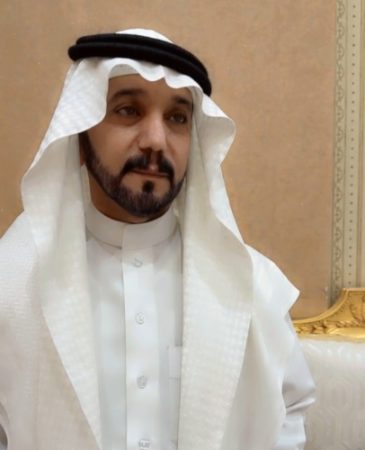 بالفيديو: العميد سميح الداموك يشيد بالحضور الكبير في حفل زواج فهد بن عويجان الداموك ويمازح الإعلامي عبدالرحمن بن مرشد