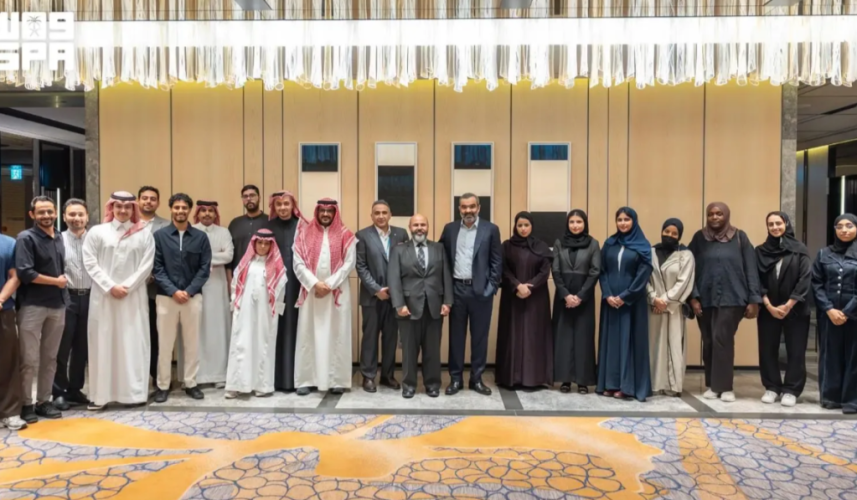 وزير الاتصالات يلتقي المبتعثين السعوديين في كوريا ويحثّهم على توطين التقنيات المتقدمة
