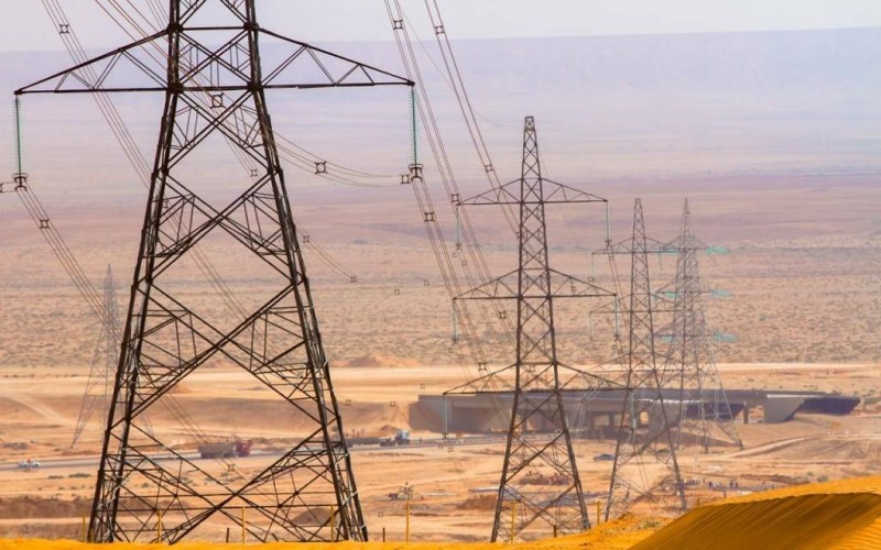 «تنظيم الكهرباء» تحسم الجدل: لا عدادات للمنازل دون المستندات النظامية
