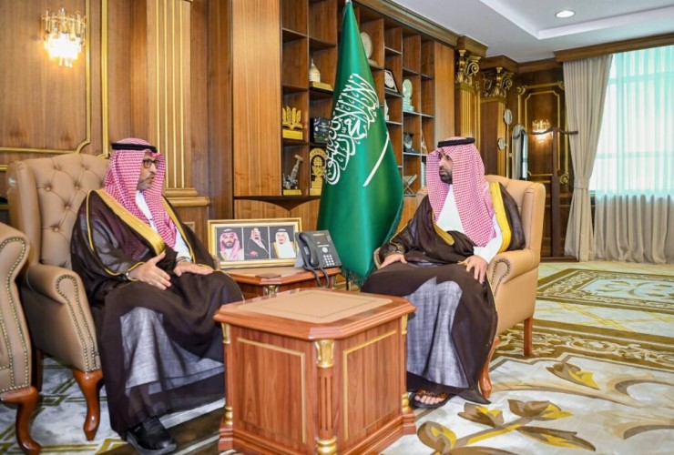 أمير جازان يشهد توقيع اتفاقيات لتعزيز خدمات القطاع الصحي وتوسيع نطاق برنامج المدن الصحية بالمنطقة