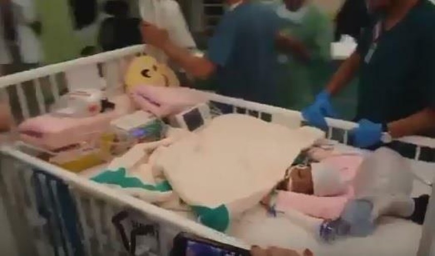 الربيعة يعلن انتهاء عملية فصل التوأم السيامي التنزاني”أنيشيا وملينيز” بنجاح – فيديو