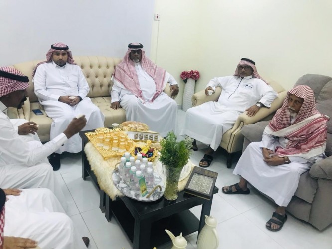 مركز الرعاية الصحية بمعجر يفعل مبادرة “صحكتم عيدنا”