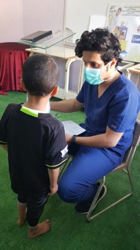 مركز الرعاية الاولية بالريث ينفذ برنامج الفحص الاستكشافي لطلاب ابتدائية آل مشحنة