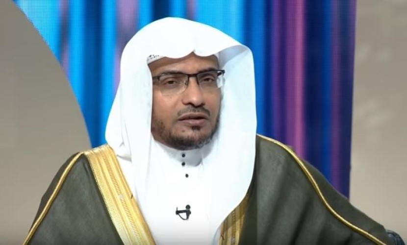 فتاة تسأل: رضعت من جدتي “أم أبي” فهل يجوز زواجي بأبناء أعمامي؟.. والمغامسي يجيب (فيديو)