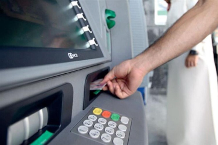متحدث البنوك: تمكين الموقوفة خدماتهم من السحب النقدي خلال أسبوعين