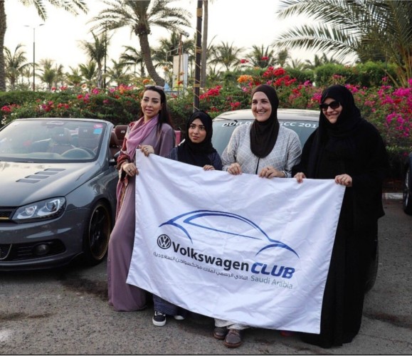 السعوديات يؤسسنَ أول نادٍ للسيارات في المملكة