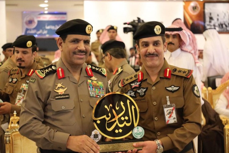 مدير الأمن العام يرعى حفل تخريج عدد من الدورات التأهيلية