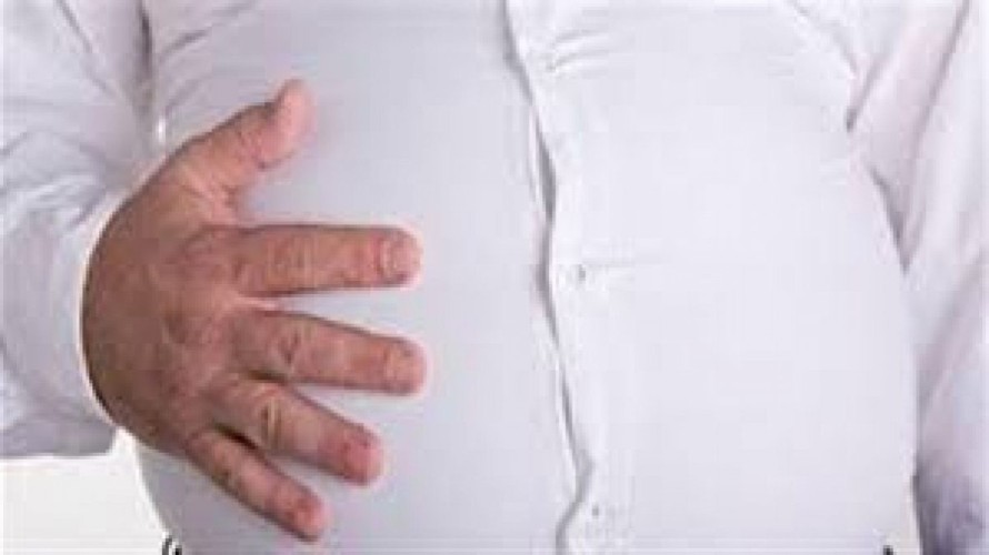 احذرها.. عادات تسبب انتفاخ وغازات البطن