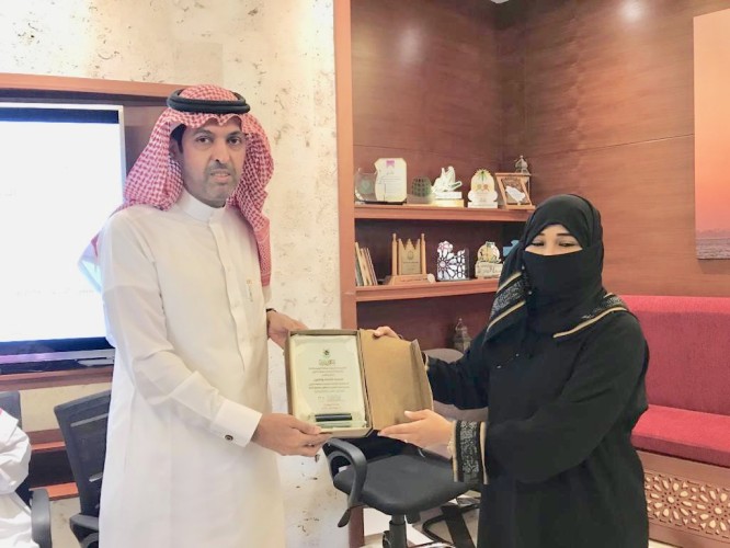 موهوبات جامعة أم القرى في ضيافة جمعية الثقافة والفنون بجدة