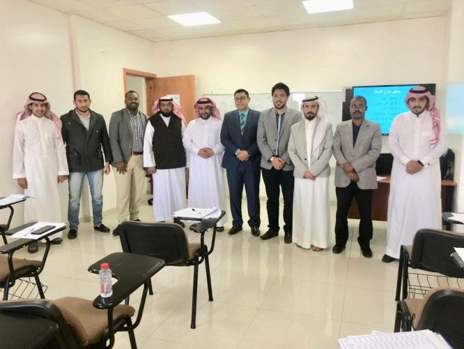 ورشة عمل بمعهد طيبة للتدريب العالي بعسير