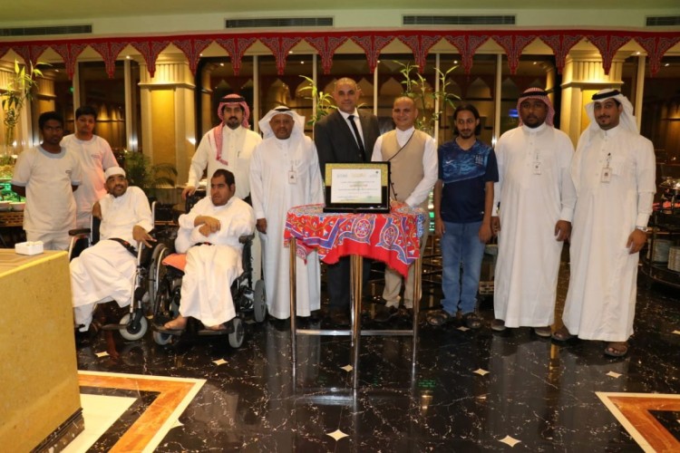 مركز التأهيل الشامل بالأحساء في ضيافة فندق الأحساء جراند