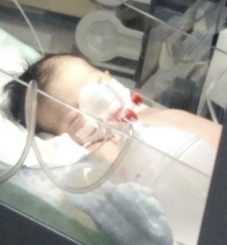 «صحة جازان»تمنع طبيبة من السفر بعد اتهامها بارتكاب خطأ تسبب في وفـاة رضيعة