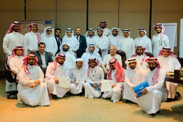 “تطوير المهارات” بجامعة الملك سعود تمنح شهاد TOT لـ ٣٥ متدربا ومتدربة