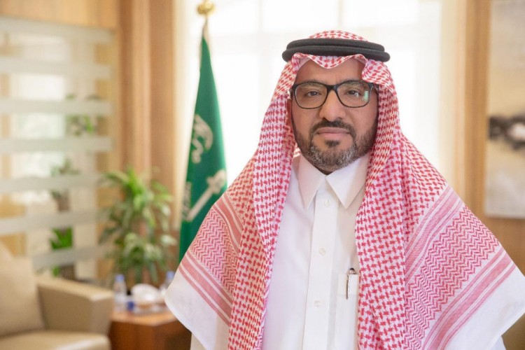 كمال بن سعيد يشكر القيادة بمناسبة تعيينه مديراً عاماً لمكتب وزير التجارة والاستثمار