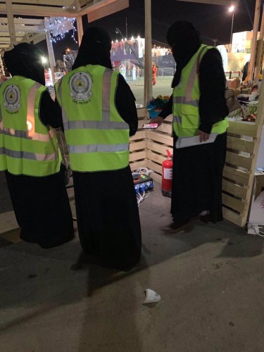 الفتاة الشمالية تبدع في العمل التطوعي بمهرجان عيدكم شمالي وتساهم في زيادة الوعي في الأمن والسلامة