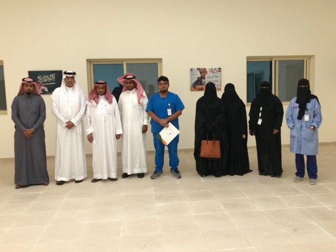 مركز الاطفال المعوقين بجازان يستقبل وفد وزارة العمل والتنميه الاجتماعيه بالمنطقه