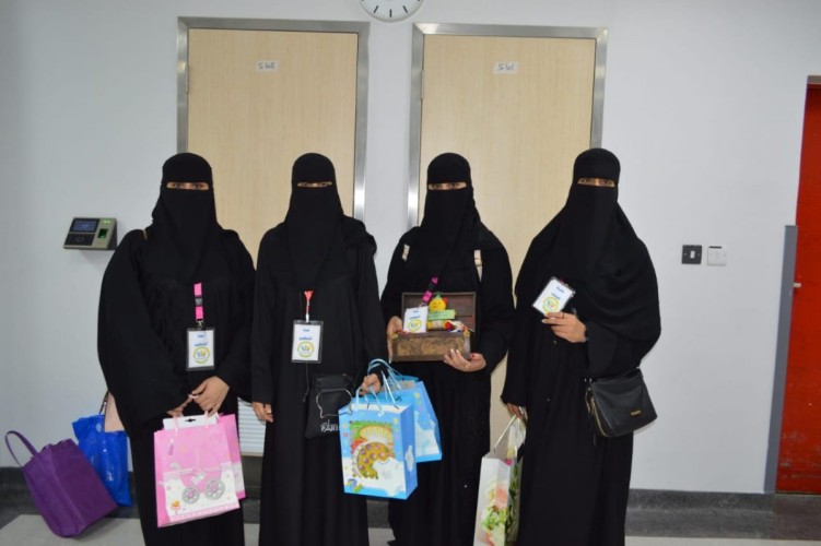 همسات الثقافي ينفذ مبادرة بعنوان «نحن معكم»