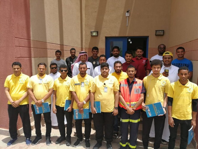 الهلال الأحمر ينفذ دورة تدريبية في برنامج الأمير نايف للإسعافات الأولية