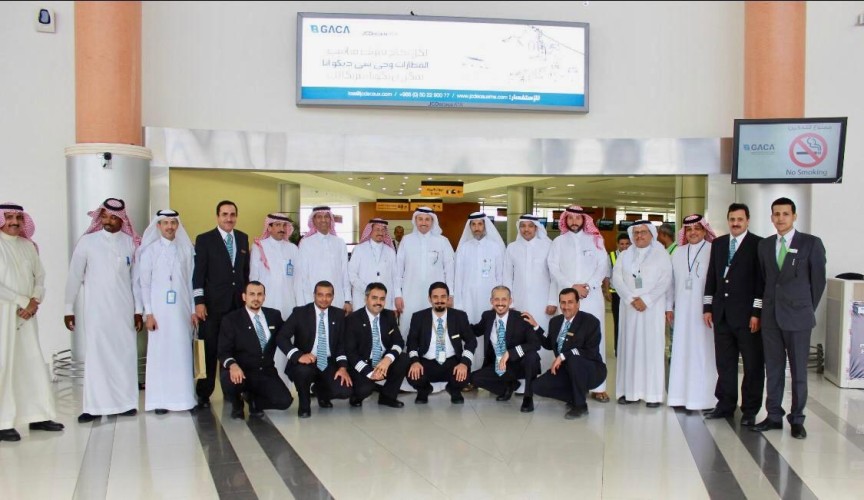 مدير عام الخطوط السعودية يتفقد خدمات الناقل الوطني وسير العمليات التشغيلية في مطار نجران