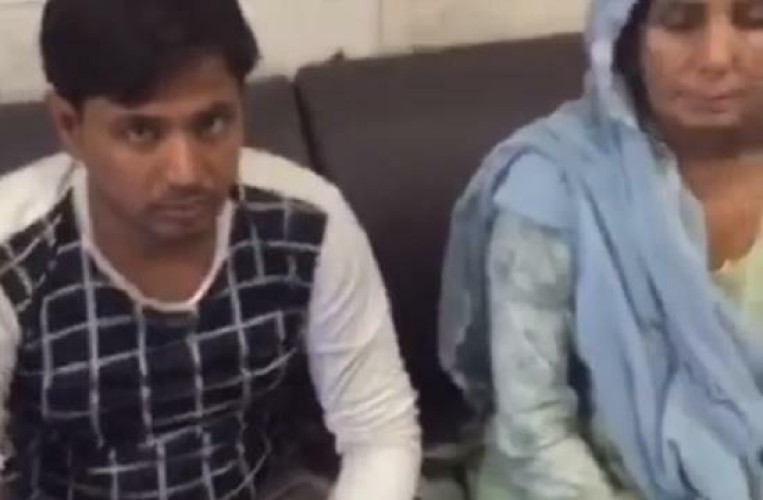 مواطن يُوفد ابنه وأقاربه للهند للبحث عن ورثة عامل لتسليمهم مستحقات مالية