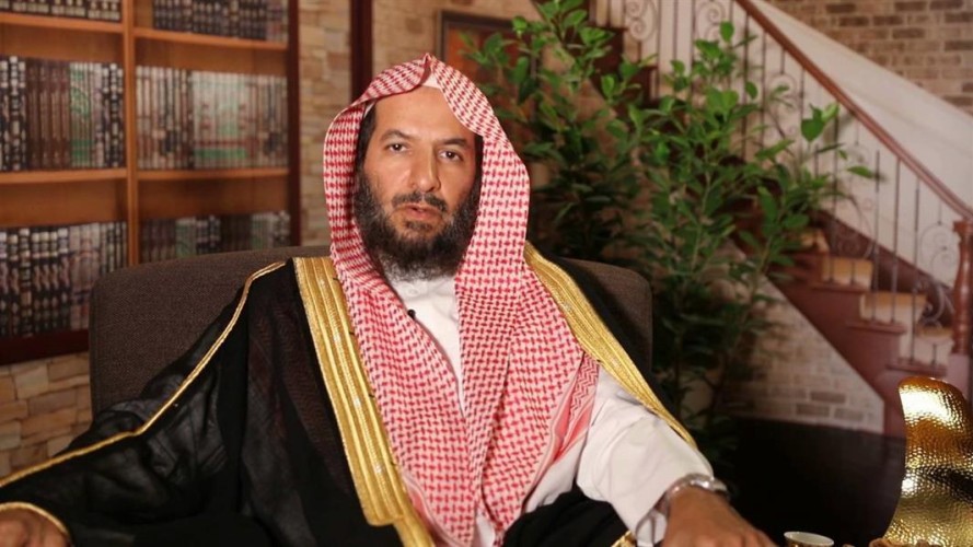 بالفيديو.. “الشثري”: لا حرج في صلاة الإنسان بوجود النار أو المدفأة أمامه