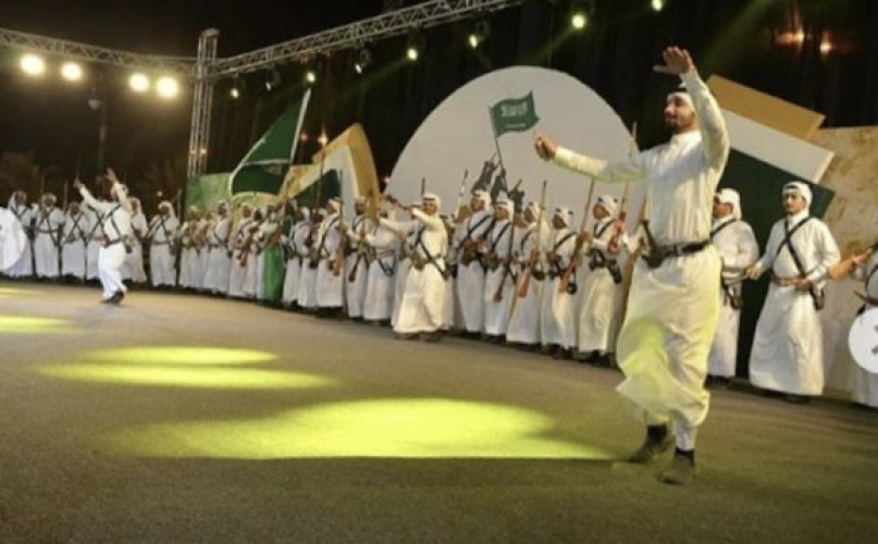 مركز تهامة بللحمر وبللسمر يحيي أمسية ثقافية في فعالية ” صدر الكرامة”