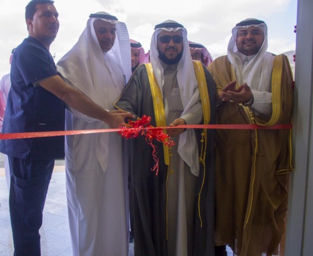 محافظ الكامل يفتتح مشروعي مركز صحي العياب ومركز صحي الغريف
