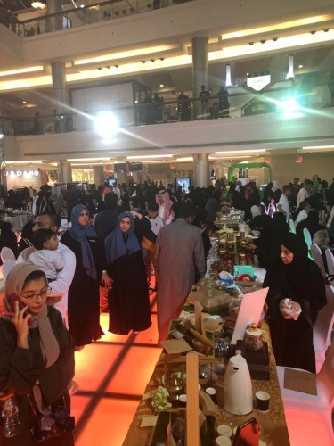 100 أسرة عرضت آخر ابداعاتها 11 ألف زائر في احتفالية الأسر المنتجة بجدة