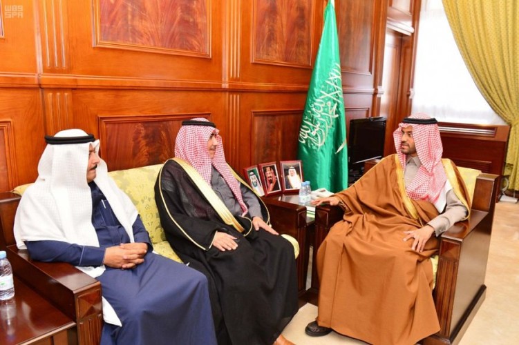 نائب أمير حائل يستقبل مدير عام المطارات الشمالية