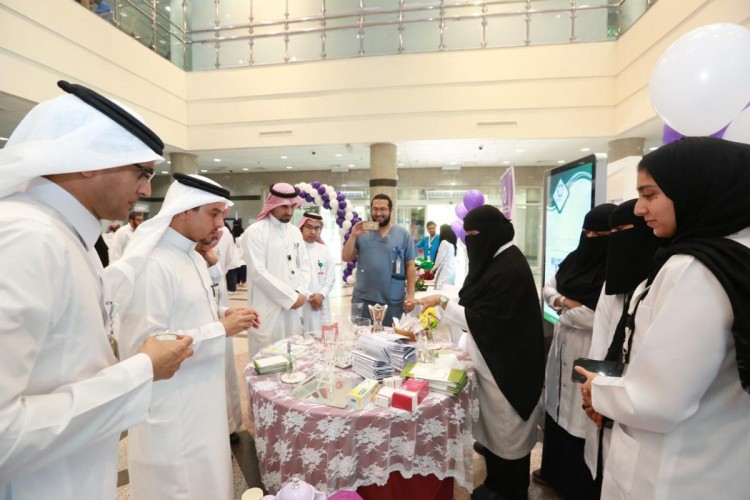 فعالية توعوية لداء الأمعاء الالتهابي بـ” سعود الطبية”