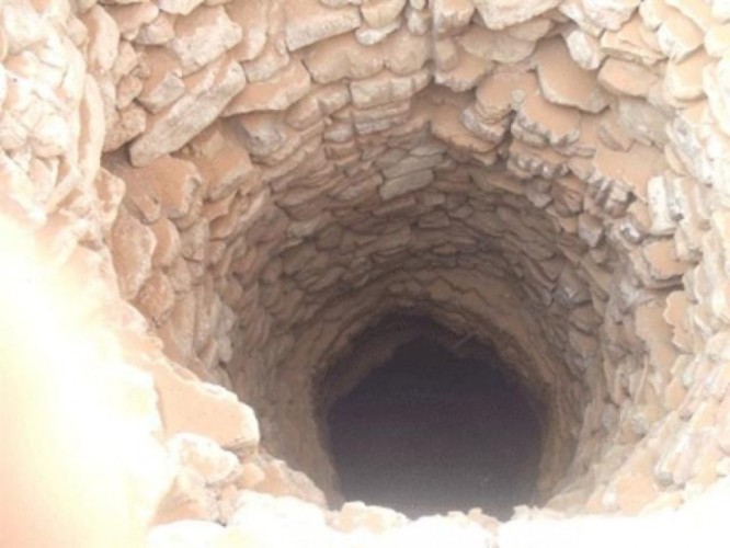 جازان.. تفاصيل صادمة في واقعة محاولة طفلة لإلقاء نفسها داخل «بئر»