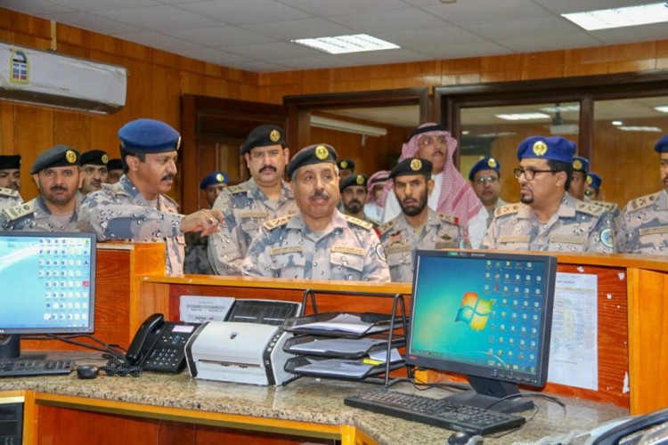 مدير عام حرس الحدود يتفقد قطاعات حرس الحدود في منطقتي المدينة المنورة وتبوك