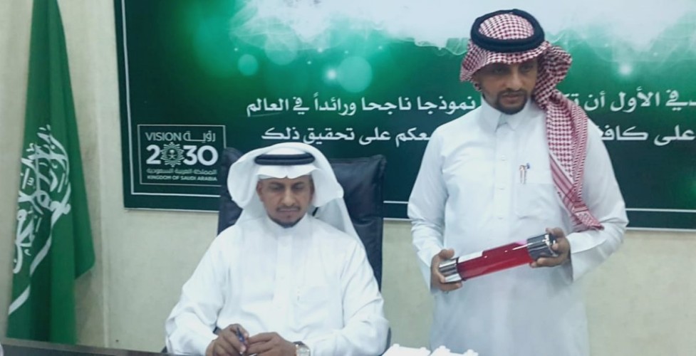 تعليم جازان يزود مدارسه بـ3330 طفاية حريق آلية جديدة