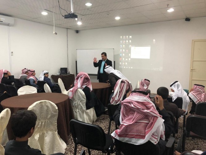 زيارة طلاب مدرسة الإمام مسلم الابتدائية بخميس مشيط لمعهد “أجيال العصر “