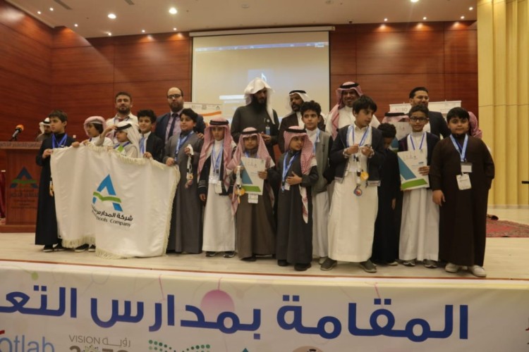 مدارس المتقدمة تحصدأكثر من نصف الجوائز في مسابقة الروبوت بتعليم الرياض