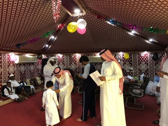 بالصور.. استقبال حافل لطلاب الصف الأول بمدرسة الزبير بن العوام الإبتدائية ببيش