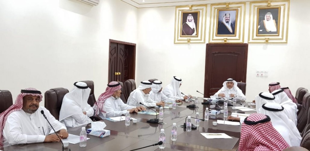 “الحازمي” يرأس اجتماع مجلس مشايخ محافظة خليص