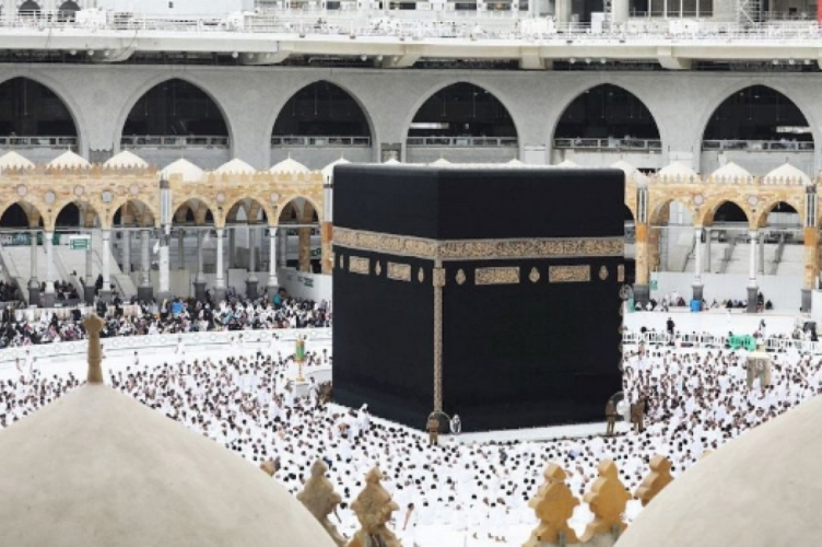 إمام الحرم المكي: الخلاف شر يؤدي للنزاعات والخصومات والفساد