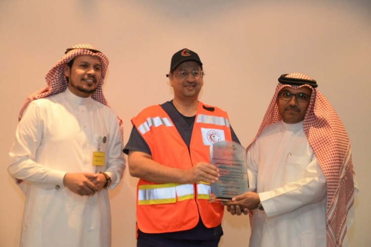 مشاركة متميزة للهلال الأحمر بخدمات مستشفى النور التخصصي