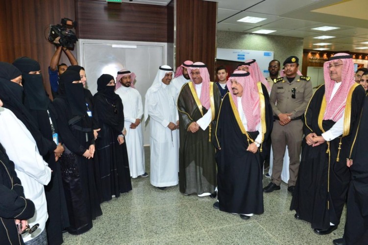 أمير الرياض يفتتح مبنى كلية التمريض بجامعة الملك سعود