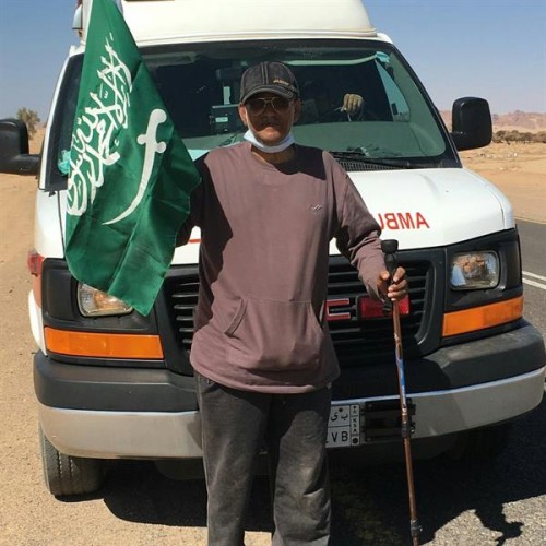 فنان سعودي يستعد لقطع مسافة 750 كلم مشياً على الأقدام لهذا السبب