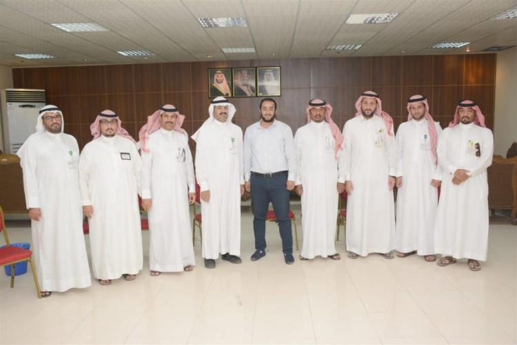 بريد محافظة الاحساء ينظم حملة عن السمع لمنسوبية