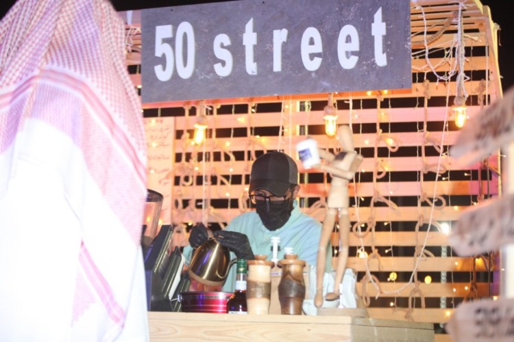 شباب سعودي يسجل حضوراً مميزاً بمهرجانات الترفيه بعيدكم شمالي